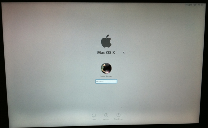Mac OS X Lion: redesigned login screen, Reading List, new wallpapers