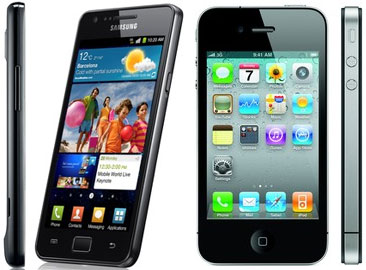 Samsung Galaxy S II and iPhone 4 (front, side)
