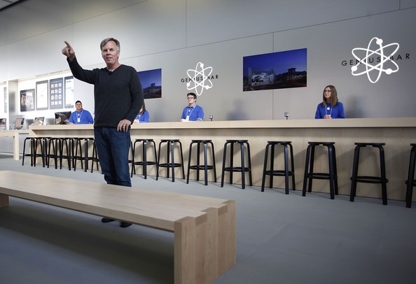 Ron Johnson at Apple store opening