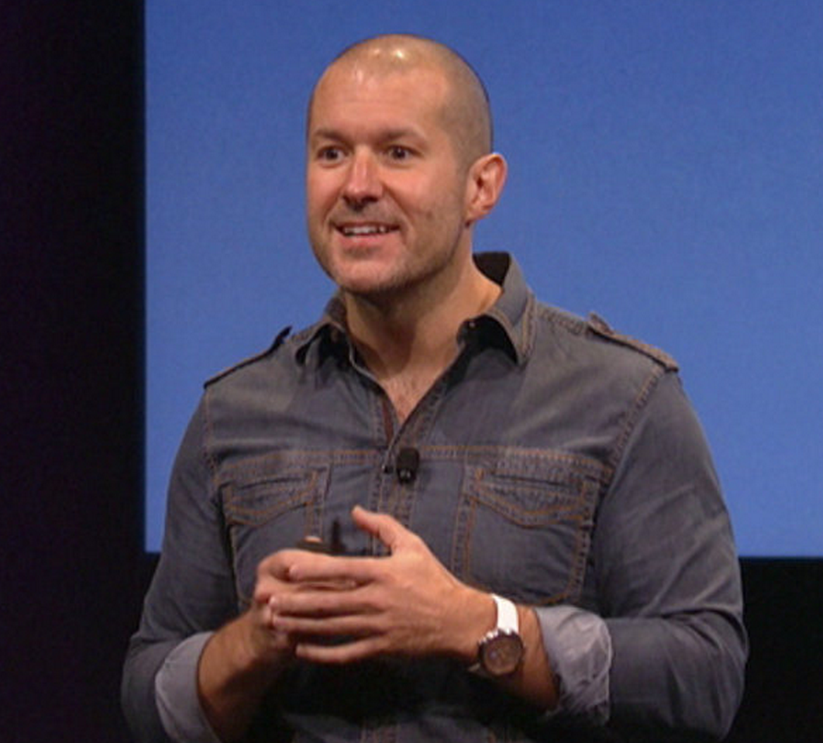 Jony-Ive-Excited-on-stage