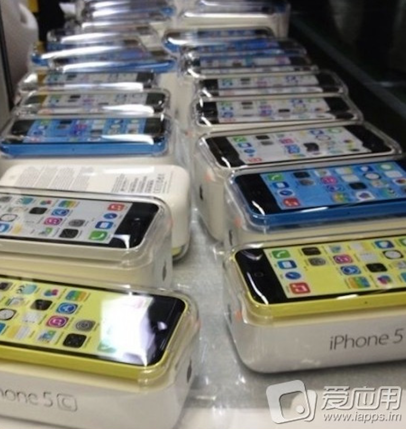 Photos Claim To Show Iphone 5c Packaging Color Matched Wallpapers 9to5mac