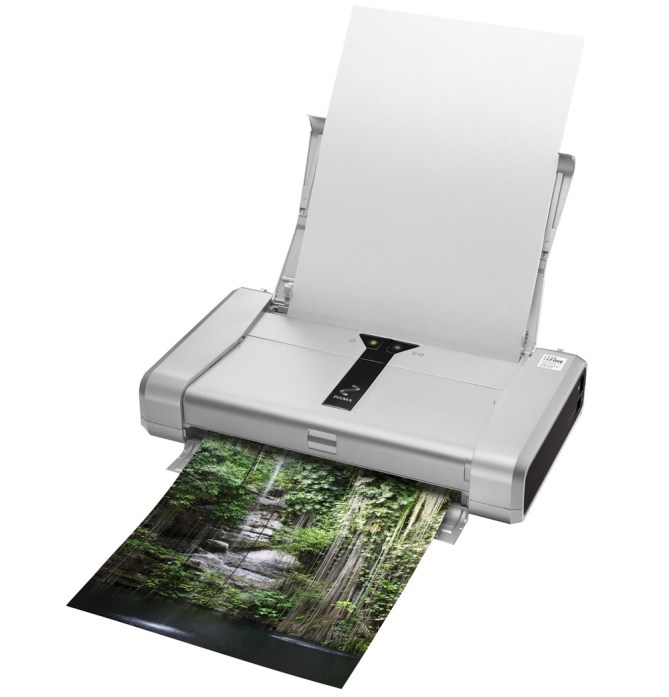 canon-pixma-ip100-mobile-printer-sale-dotd-03