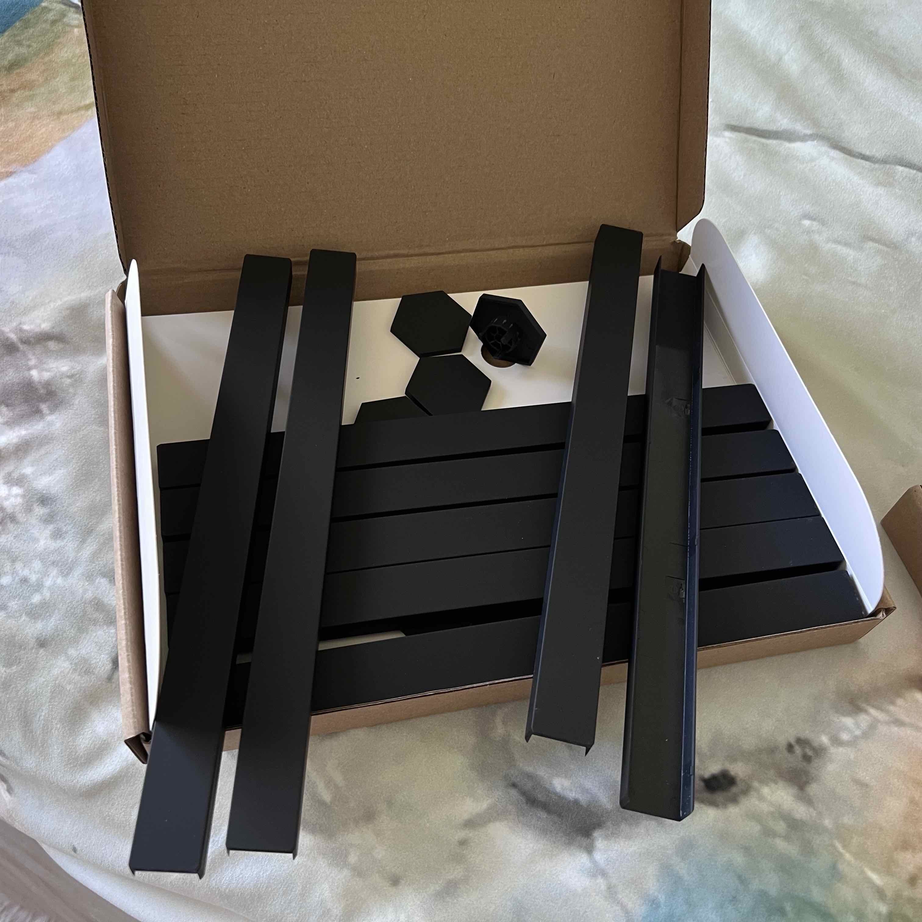 Nanoleaf matte black Lines skins