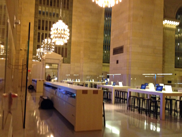 Grand Central Apple Store Media Day interior shots hit the web as Apple