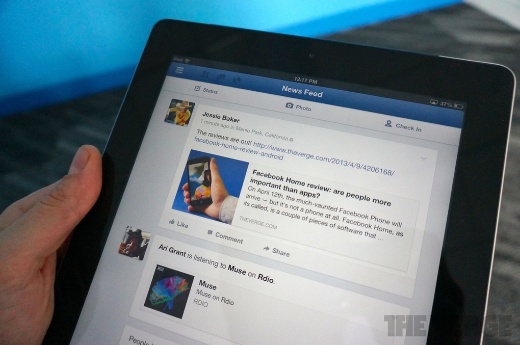 Facebook for iOS gains 'ChatHeads', iPad app redesigned, Brichter