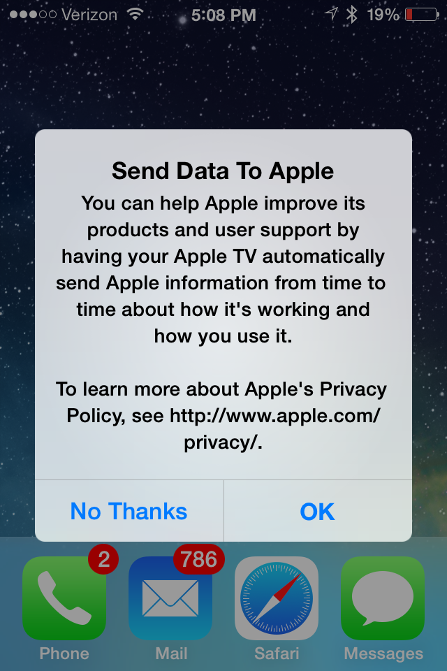 テレビまたはメディアセンターの電源が自動的にオンになるように Apple TV を設定する方法