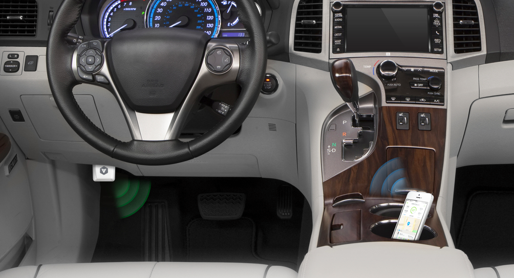 Holiday gift guide using iPhone and iPad in the car 9to5Mac