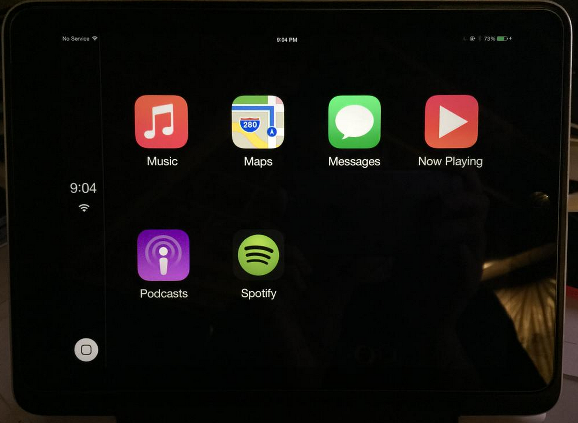 upcoming-port-brings-carplay-to-iphone-ipad-without-an-external-display