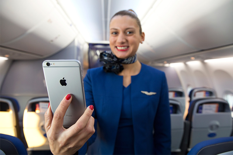 United Airlines iPhone 6 Plus