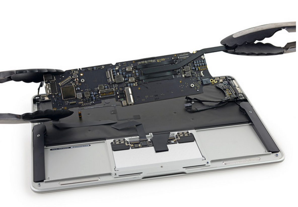 iFixit dismantles the early 2015 MacBook Airs, finds small changes