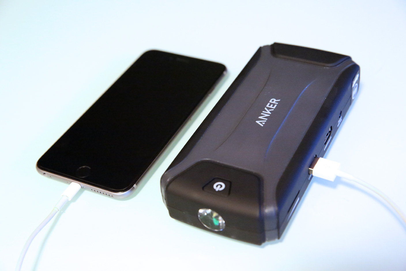 Review Anker's Jump Starter Portable Charger brings cars and iPhones