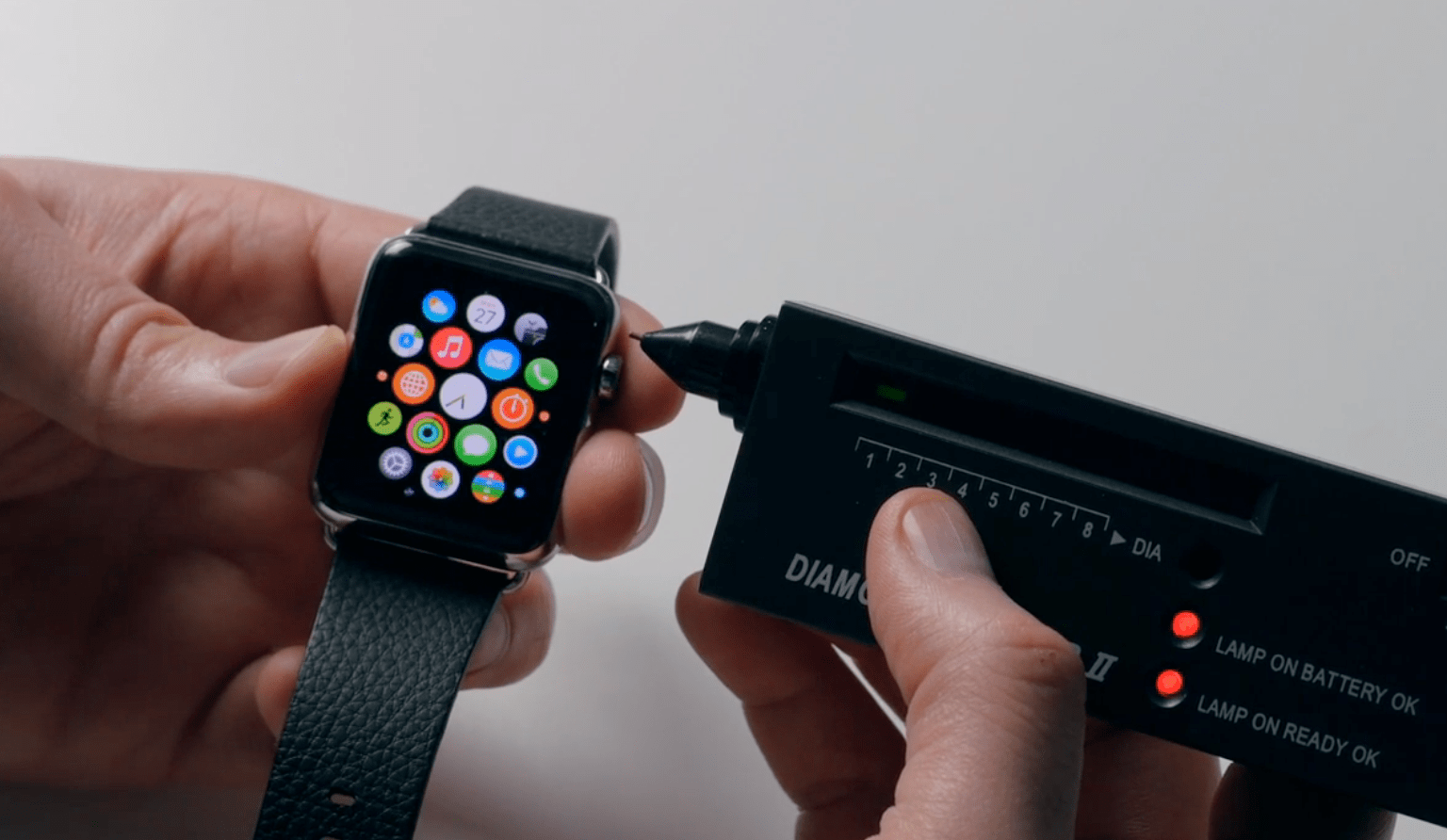 Apple Watch sapphire rivals those of classic sapphire watches (Video