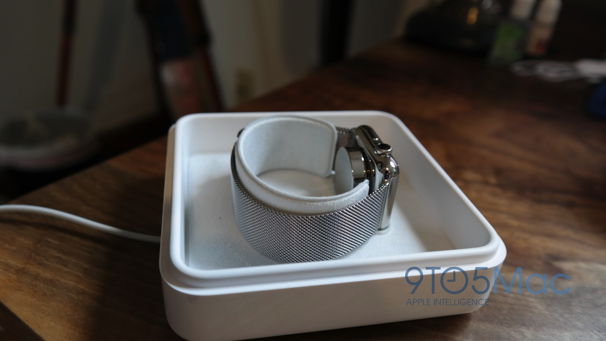 How to modify your Apple Watch box into an Edition-style charging case