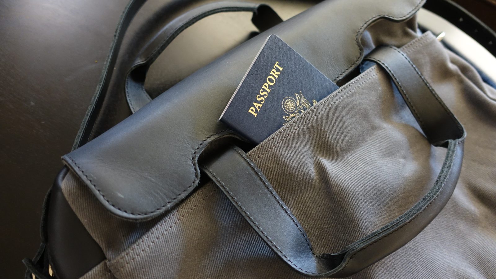 Review The Briefcase from Pad and Quill is a beautiful gear bag that's