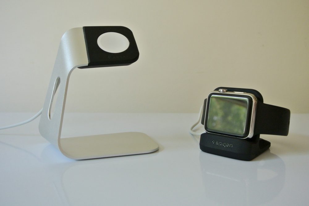 Review Spigen's Apple Watch Night Stand is easy on the wallet, plays