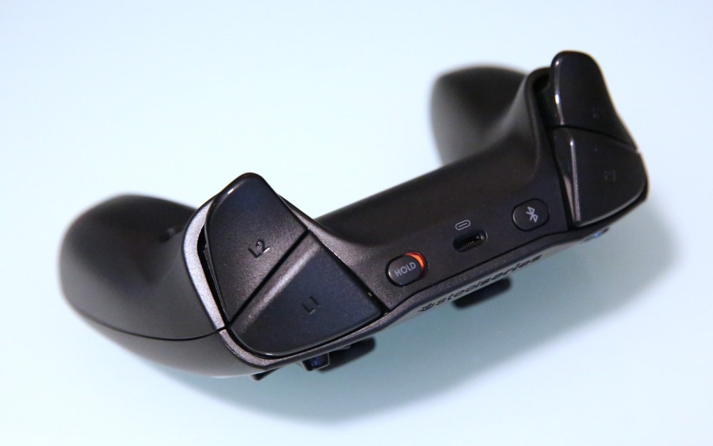 Handson SteelSeries' Nimbus is the first Made For Apple TV game