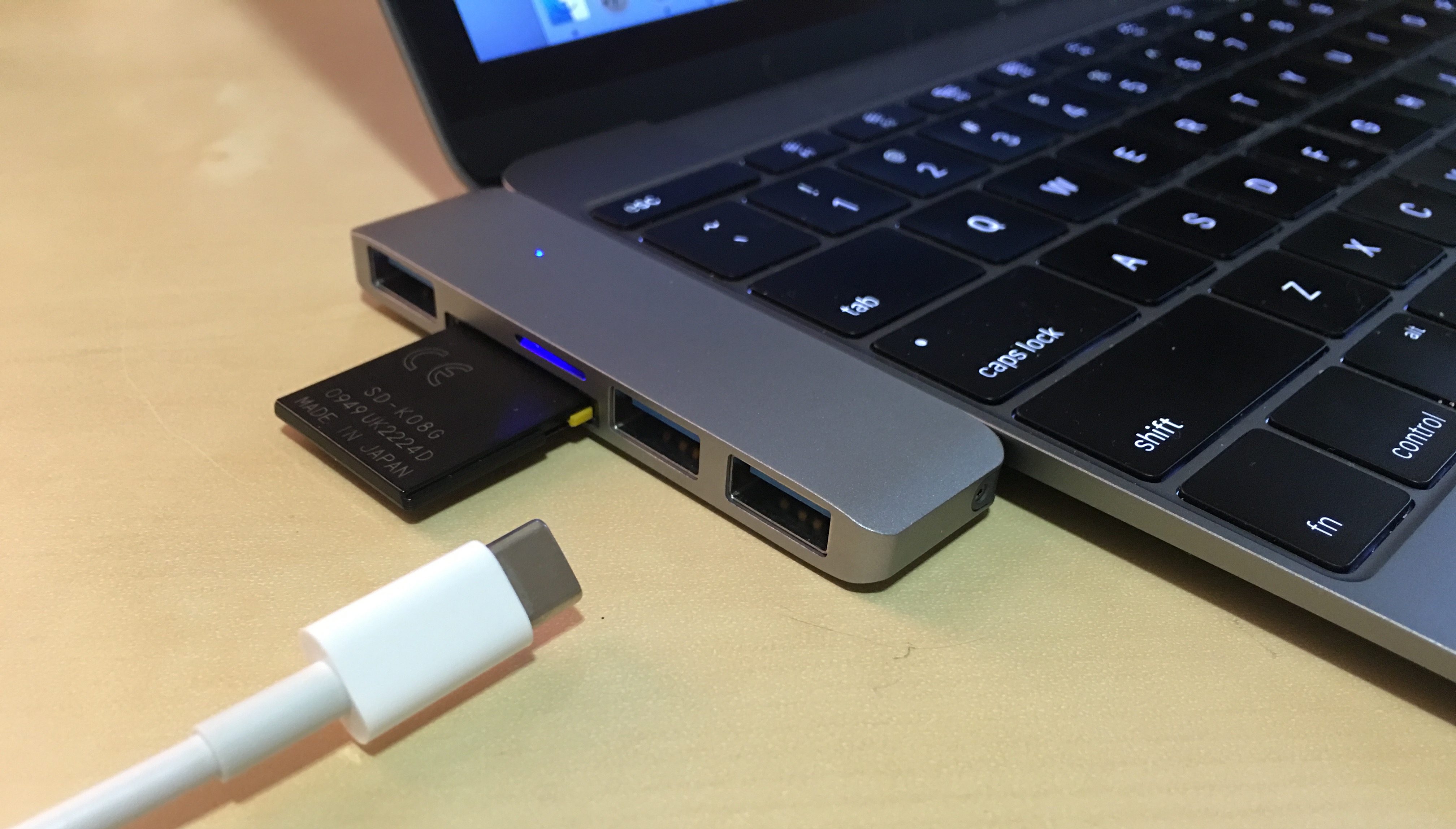 Baseus enjoyment series type c notebook hub adapter. Хаб для macbook air m2. Хаб для macbook type c. Thunderbolt usb-c. Usb хаб для macbook air m1.