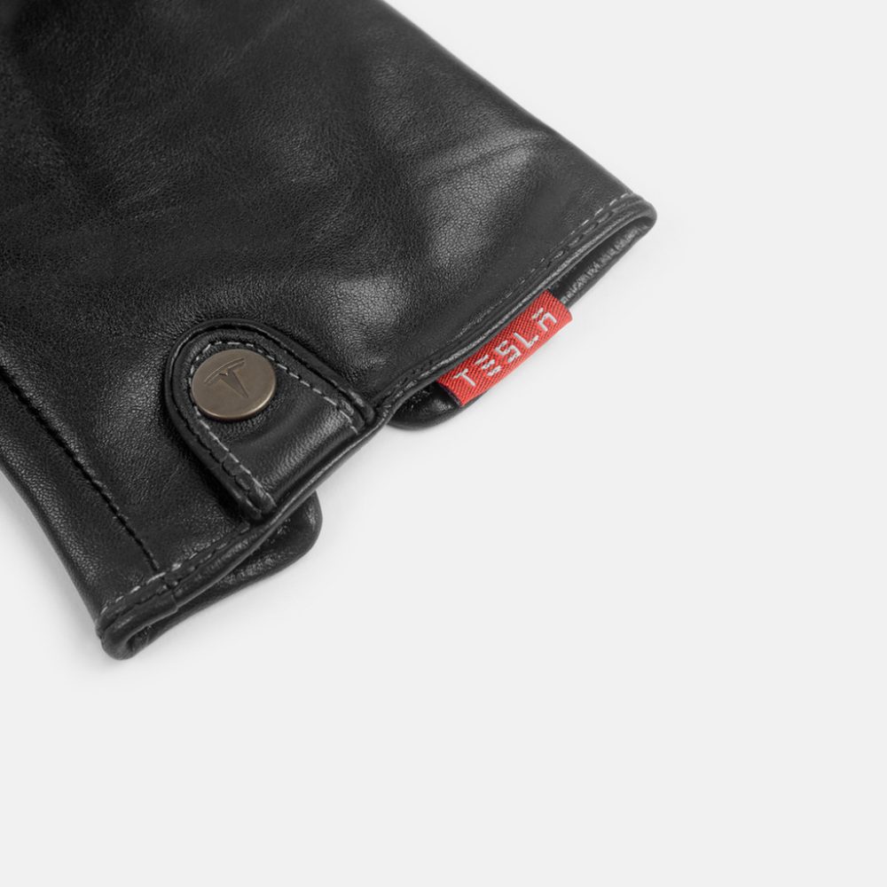 Tesla now using leftover upholstery leather from its cars to make