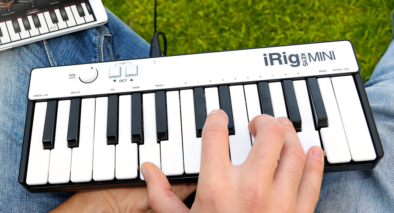 mini keyboard piano