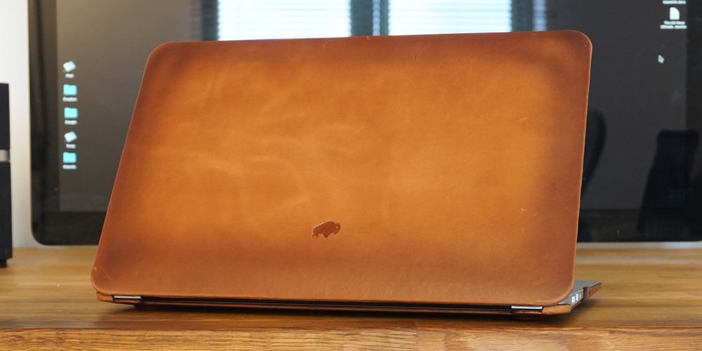 Review Burkley hardshell leather MacBook Air case, premium leather at