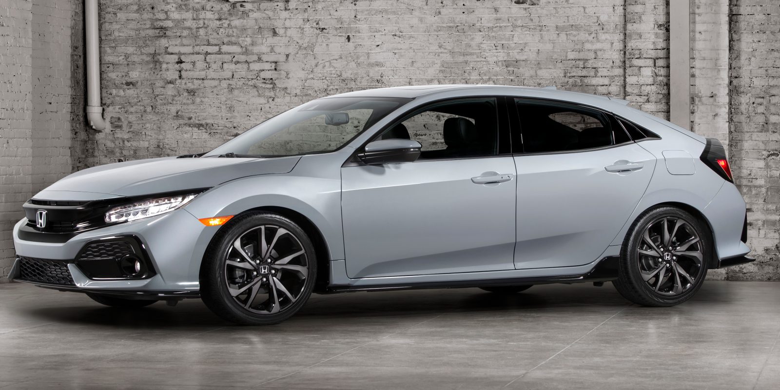 Honda's latest CarPlay vehicle is the 2017 Civic Hatchback arriving ...