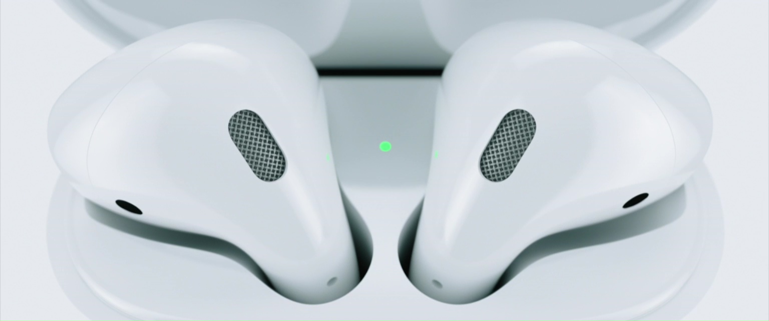 apple-september-2016-event-airpods_02