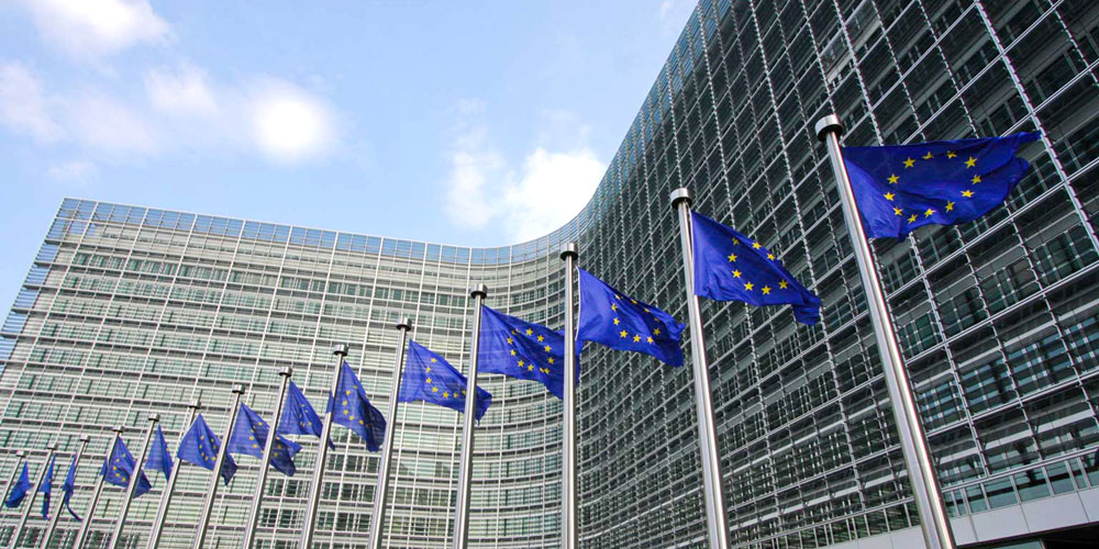 european-commission-flags_1