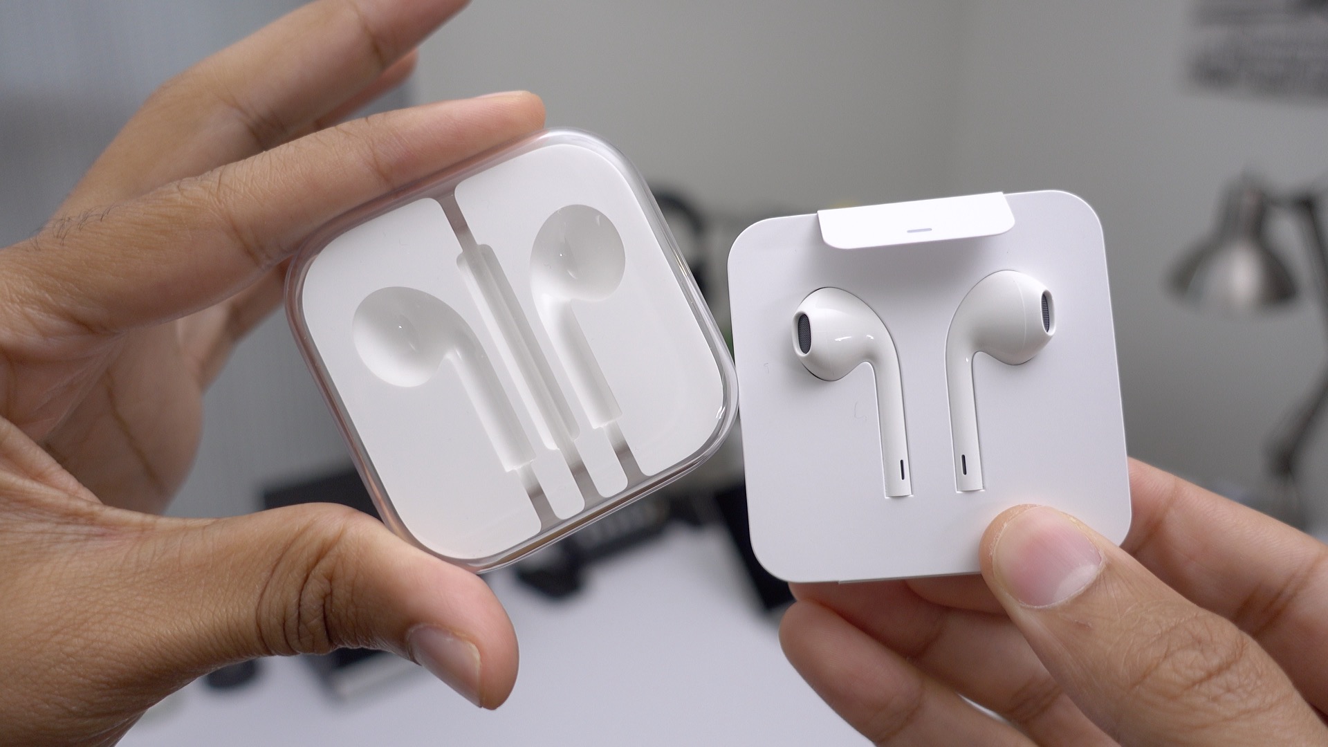 Handson How the new Lightning EarPods compare to the old 3.5mm