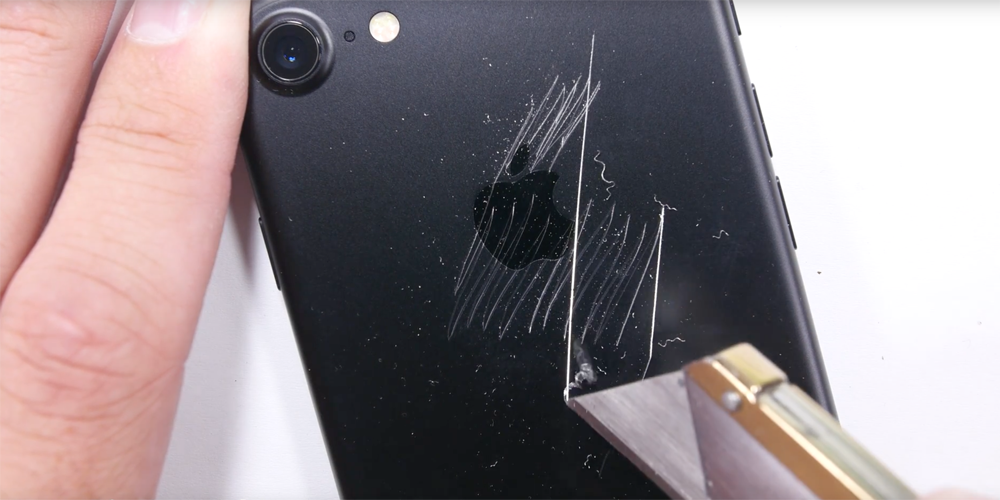 Are Apple cameras scratch resistant?