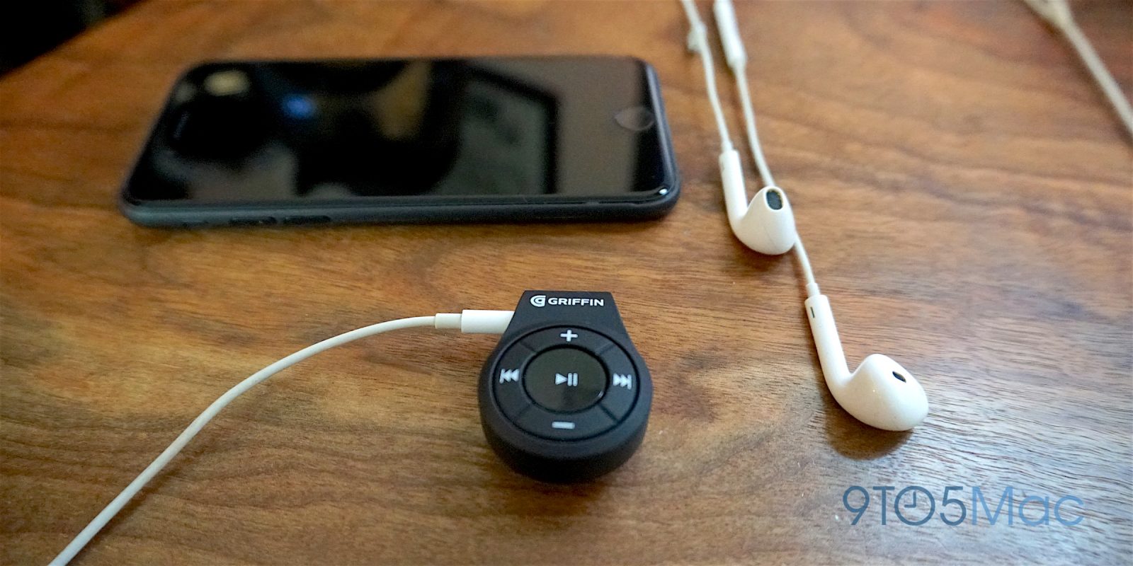 Review: Griffin's iTrip Clip adapter gives your old 3.5mm headphones  Bluetooth, just in time for iPhone 7 - 9to5Mac