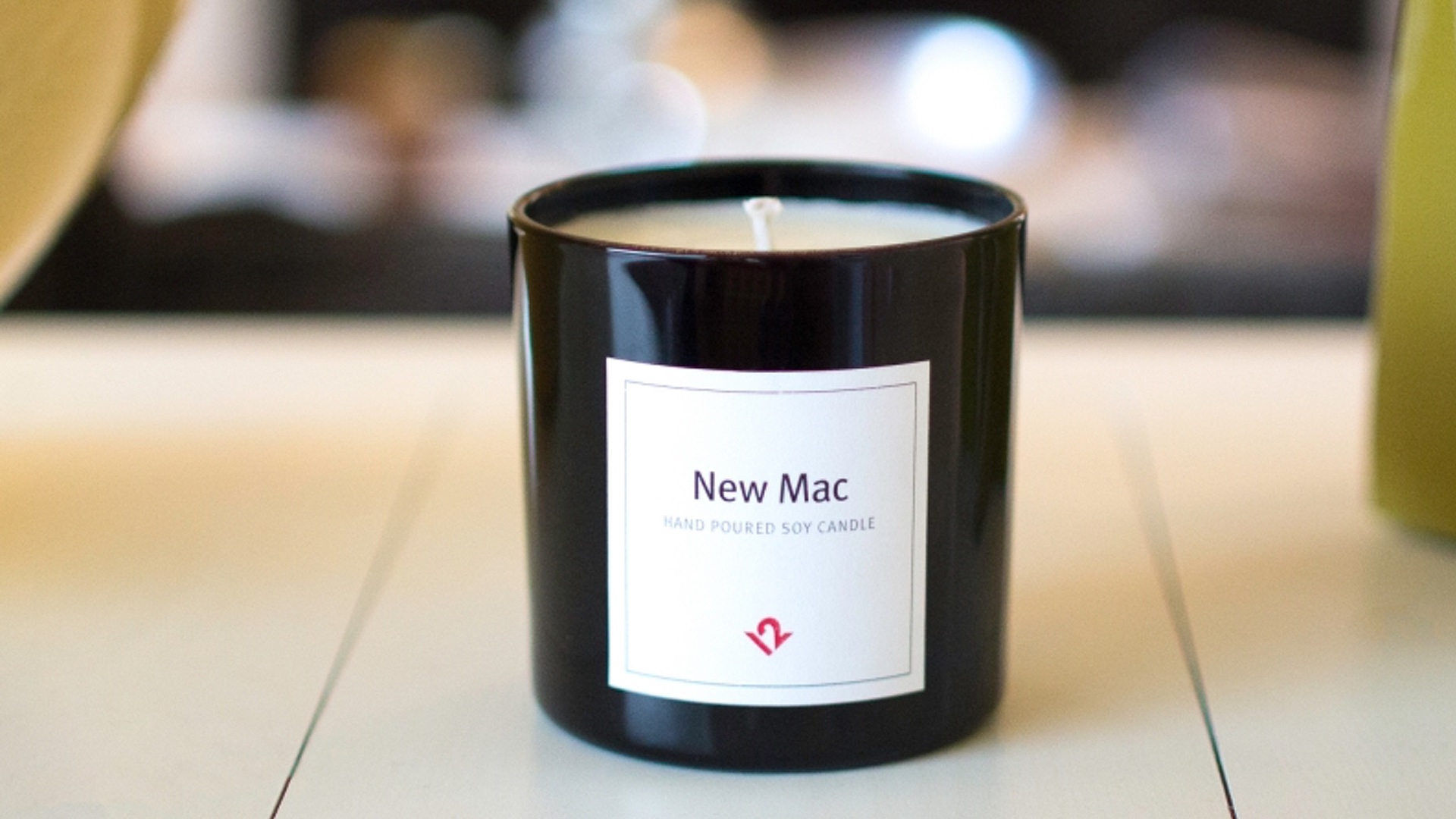 Love that new Mac smell? Now you can buy a candle that smells like a