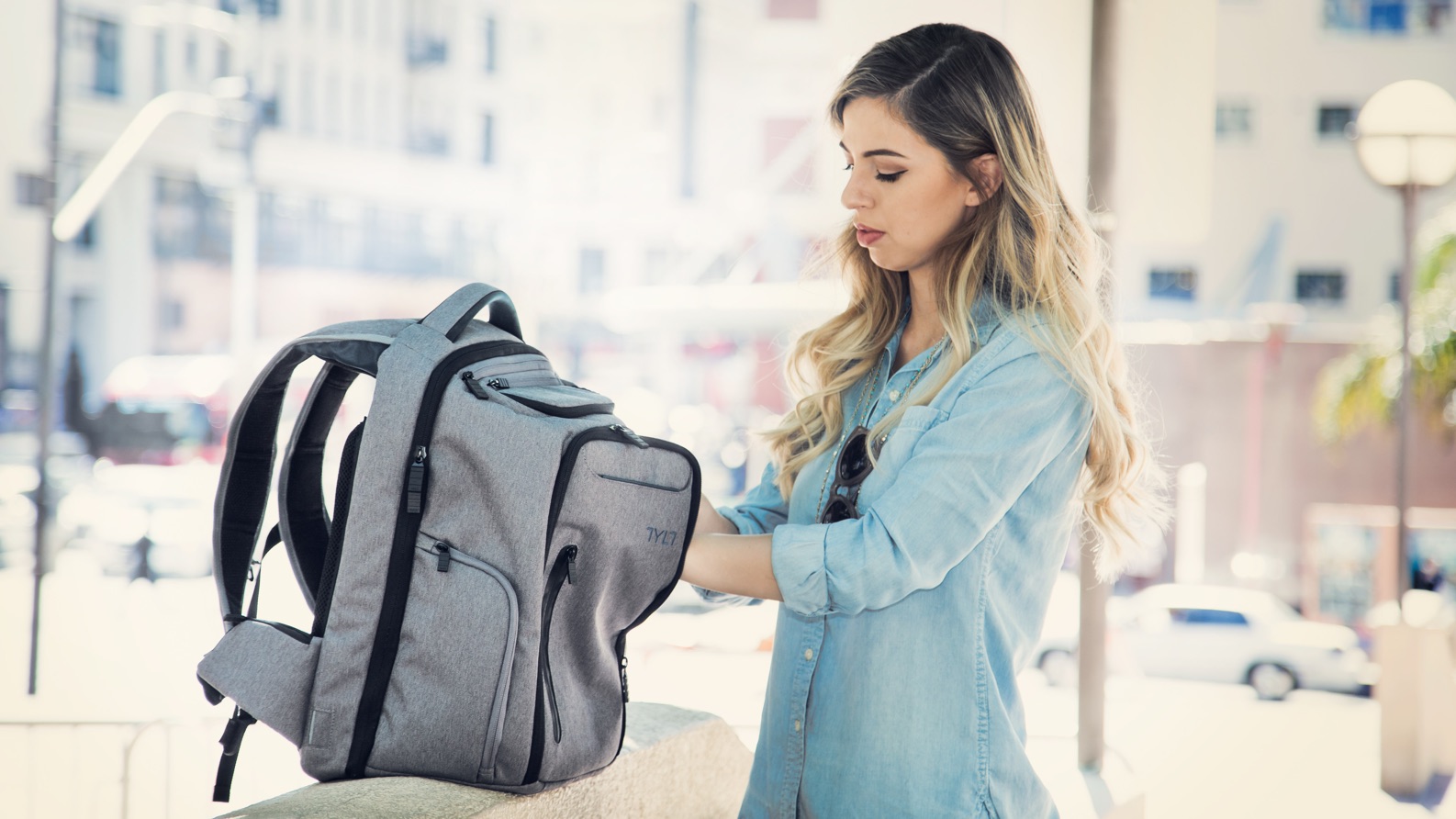 tylt energi pro power backpack with charging station