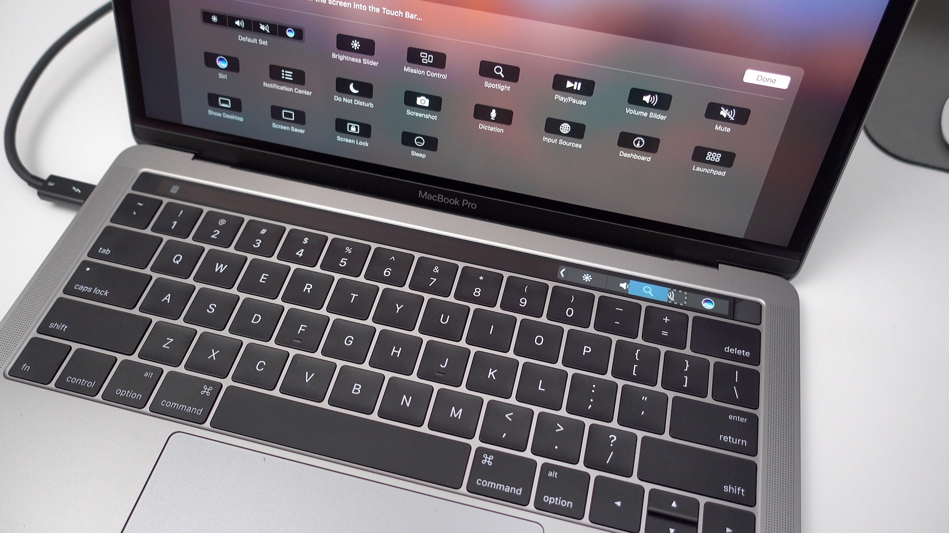 15 Touch Bar tips and tricks for the new MacBook Pro [Video] - 9to5Mac