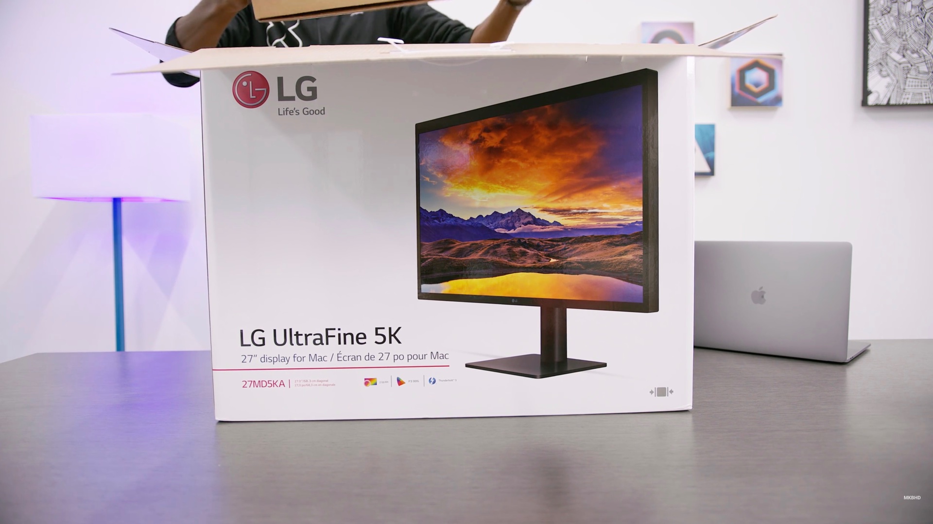 First LG UltraFine 5K Display hands-on unboxing appears [Video