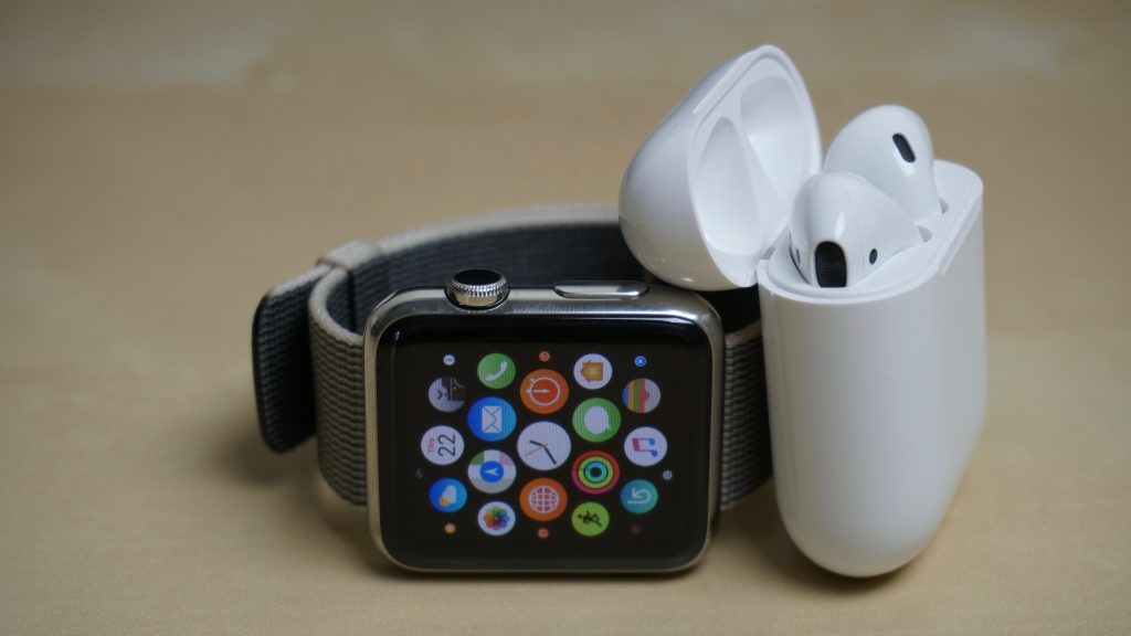 AirPods emphasize the need for better Apple syncing, playback with Apple Watch - 9to5Mac