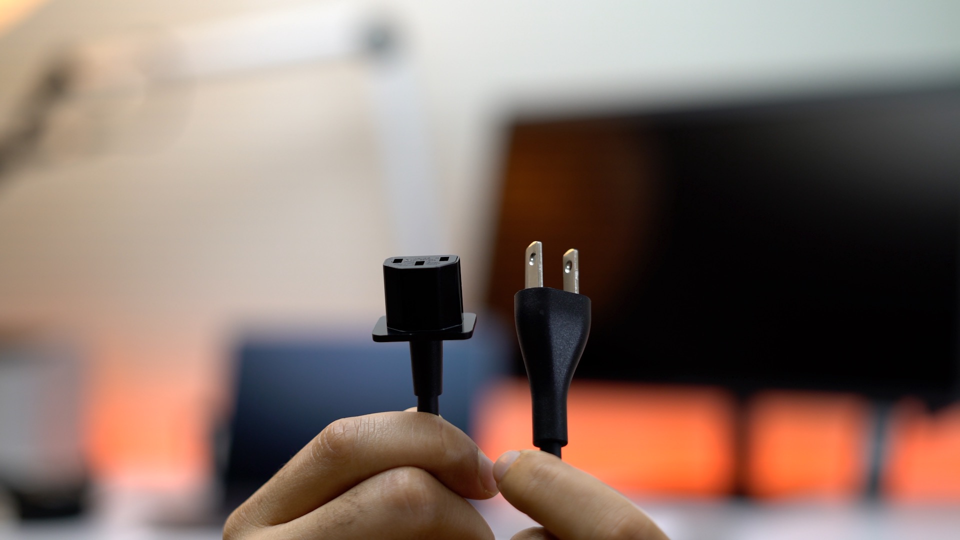 lg-ultrafine-5k-display-power-cable