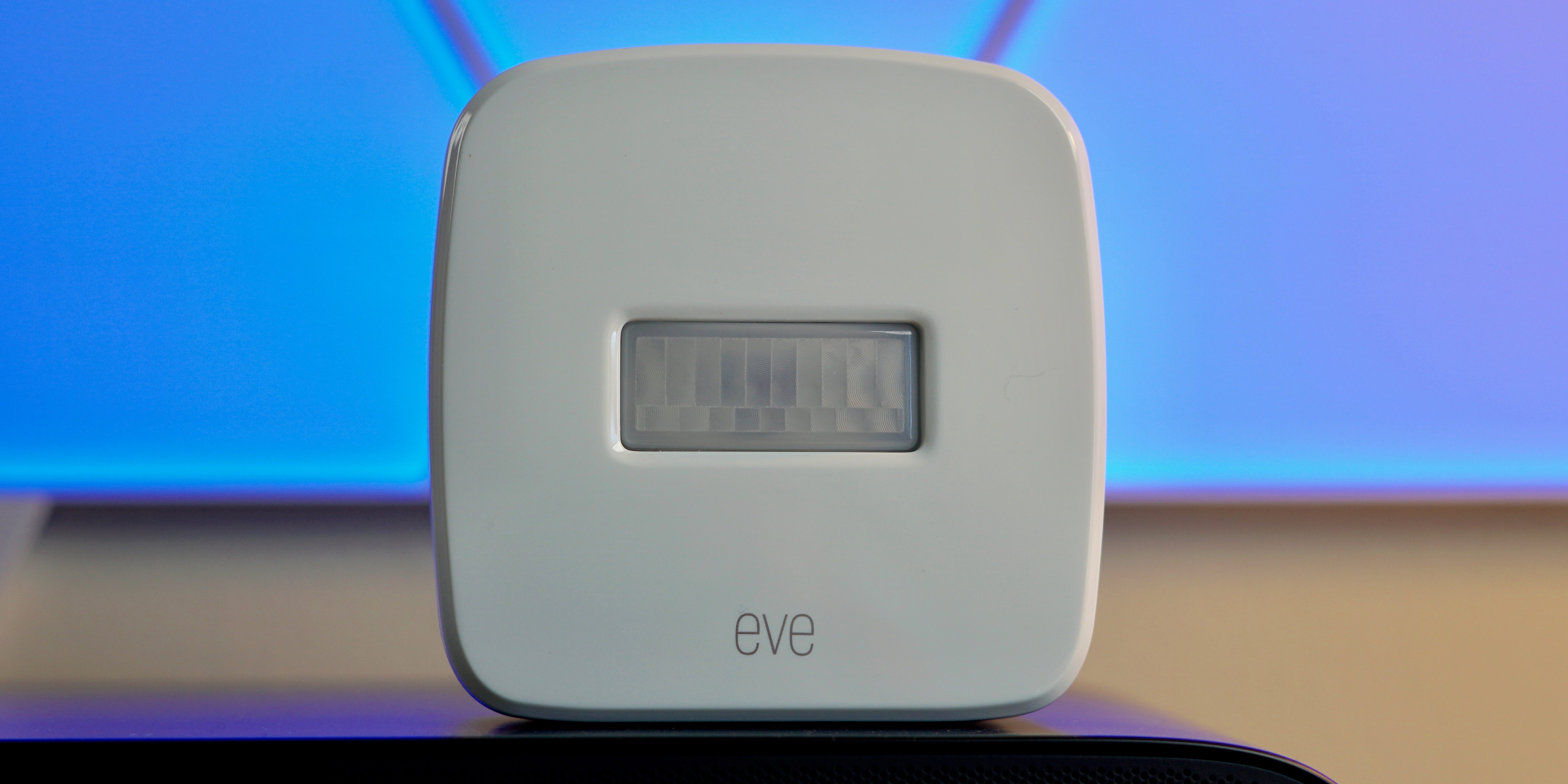 Review Elgato Eve Motion is a standalone HomeKit motion sensor for