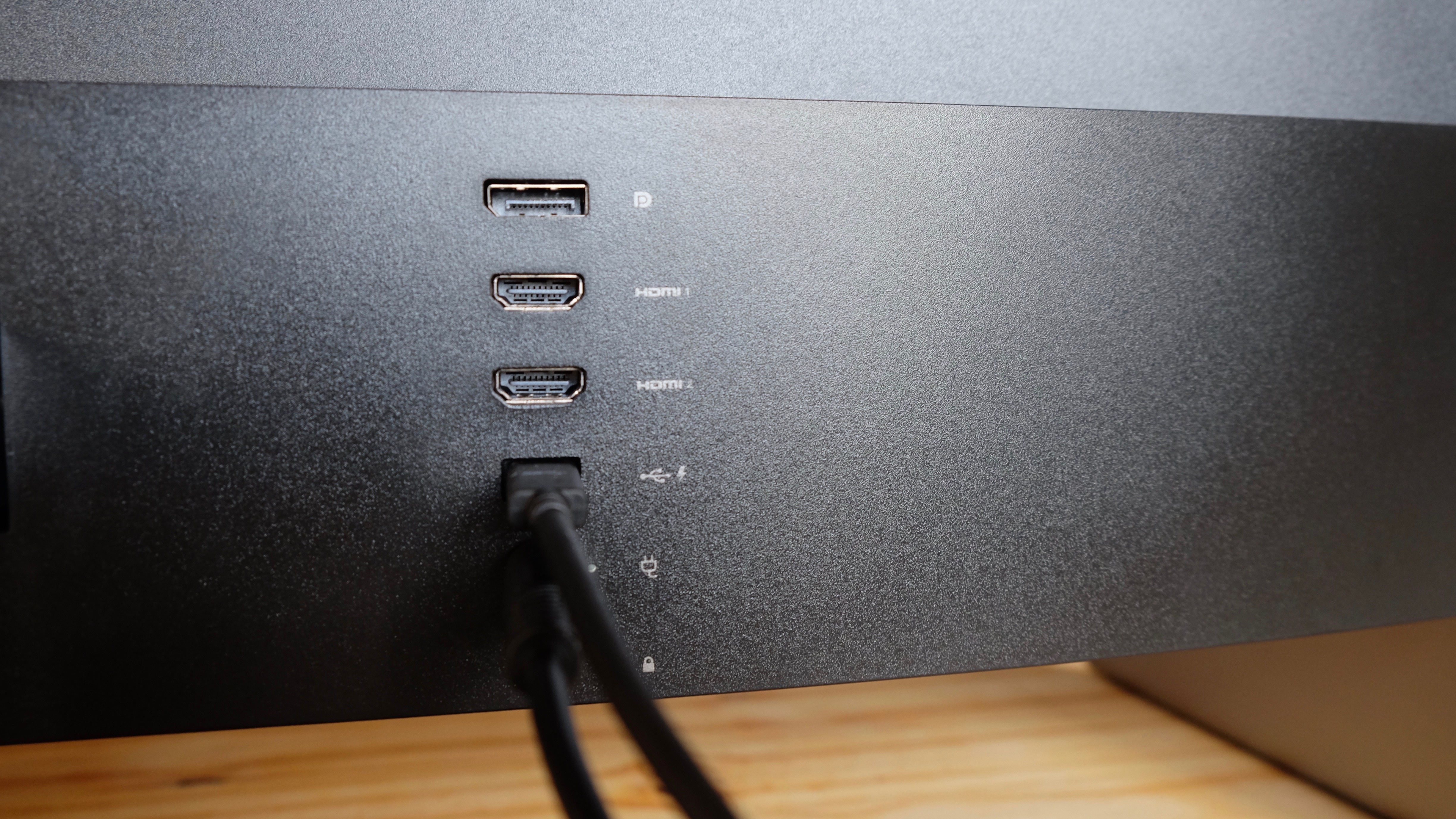 ENVY 27, an affordable 4K USB-C display 