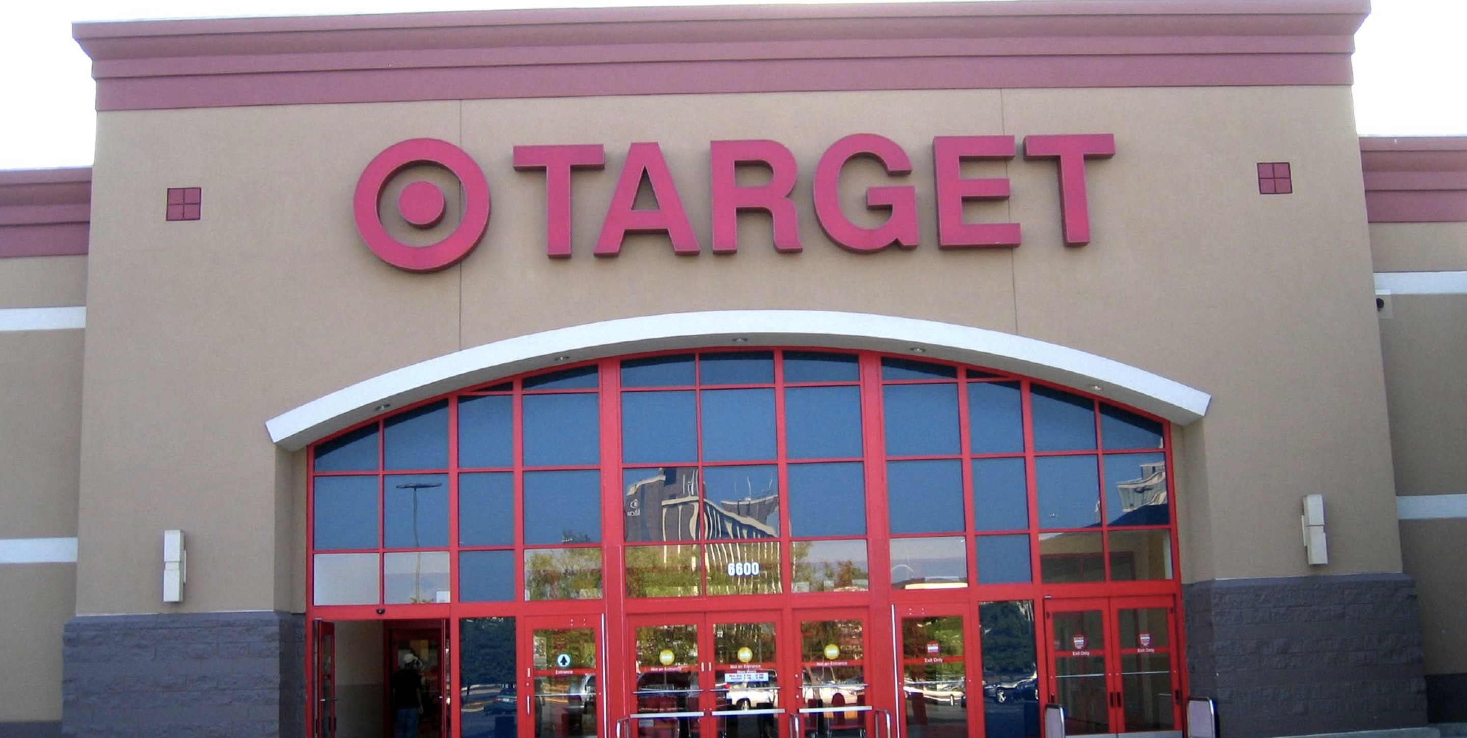 Target calls Apple Pay 'awesome,' says it is working on bringing