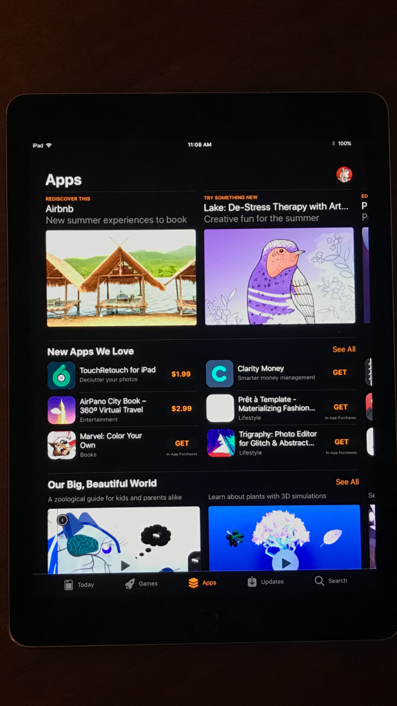 iOS 11’s new ‘Smart Invert Colors’ is the closest thing to Dark Mode