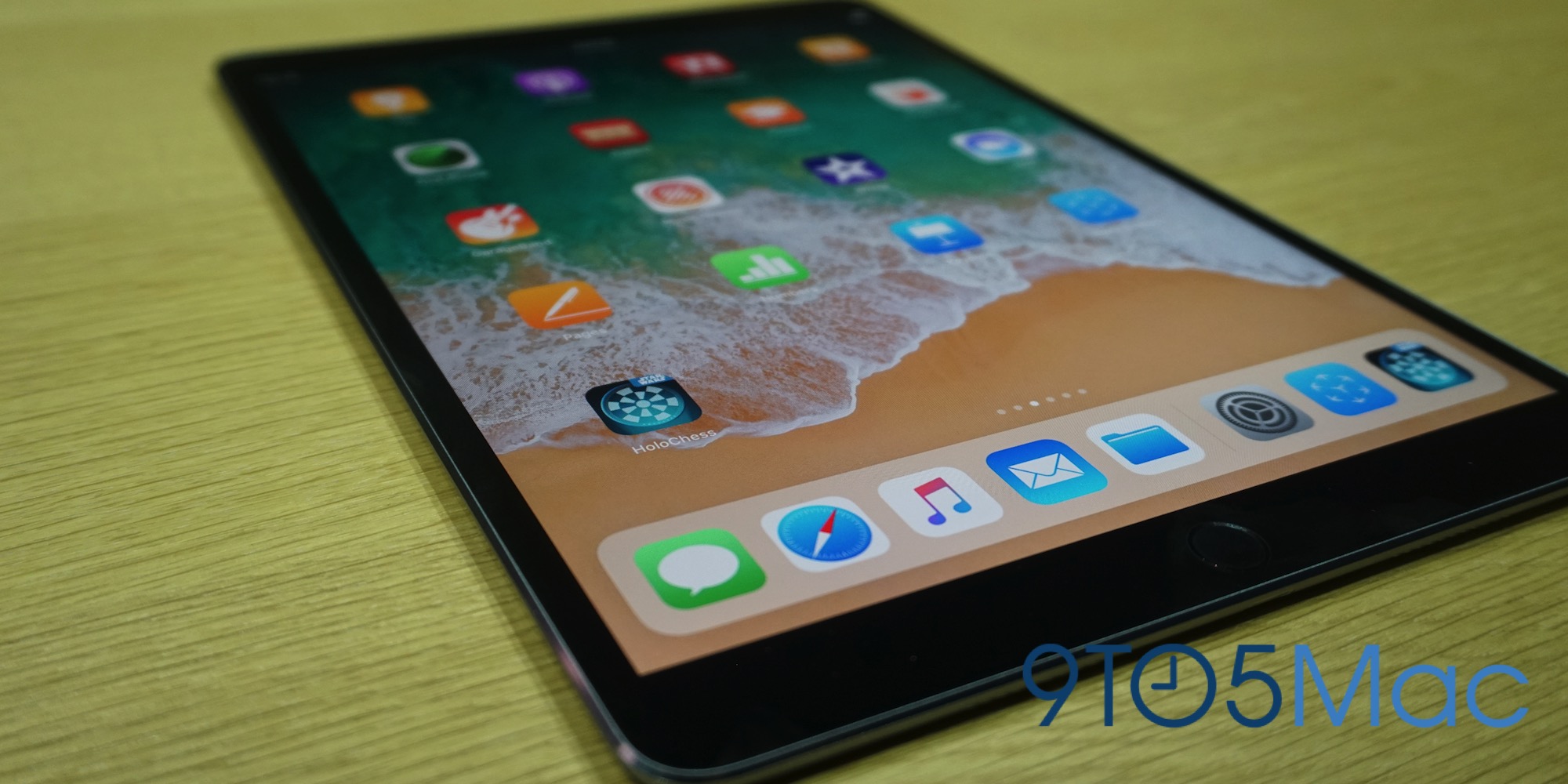 Hands-on with the new 10.5-inch iPad Pro and iOS 11's ARKit