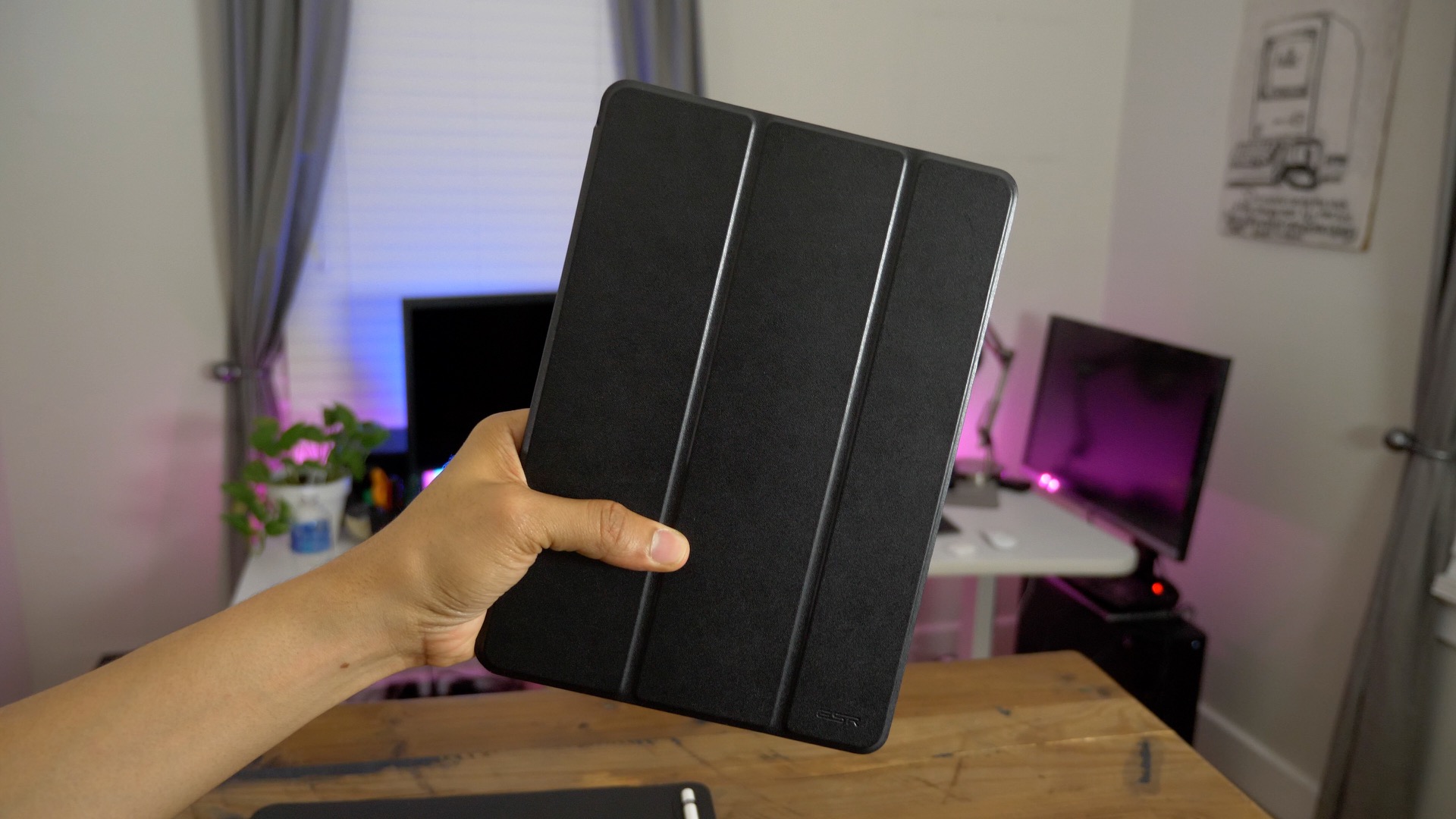 Hands On 105 Inch Ipad Pro Smart Case Provides Rear Protection