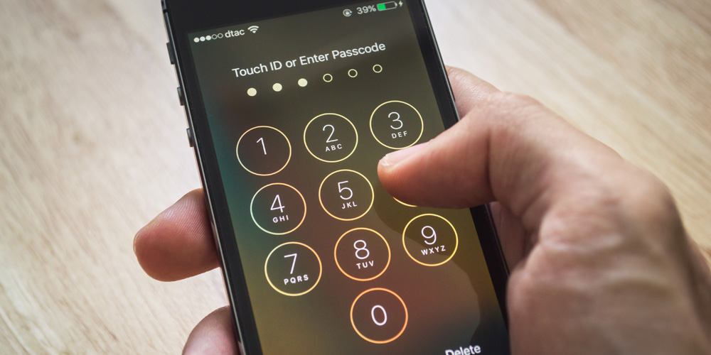 man-jailed-for-refusing-to-disclose-iphone-passcode-underlines-fifth-amendment-uncertainties