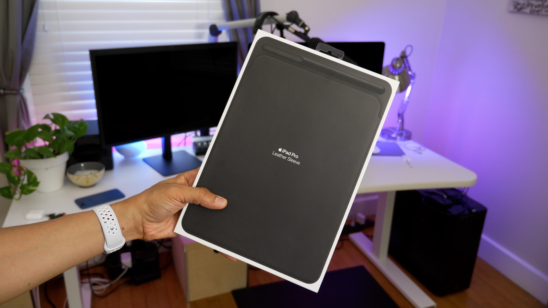 Hands-on: Leather Sleeve a luxury storage solution for iPad Pro [Video] - 9to5Mac