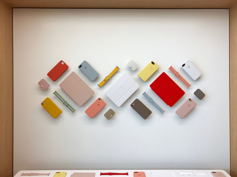 A look inside Apple's new Madison store in the Hilldale Shopping Center