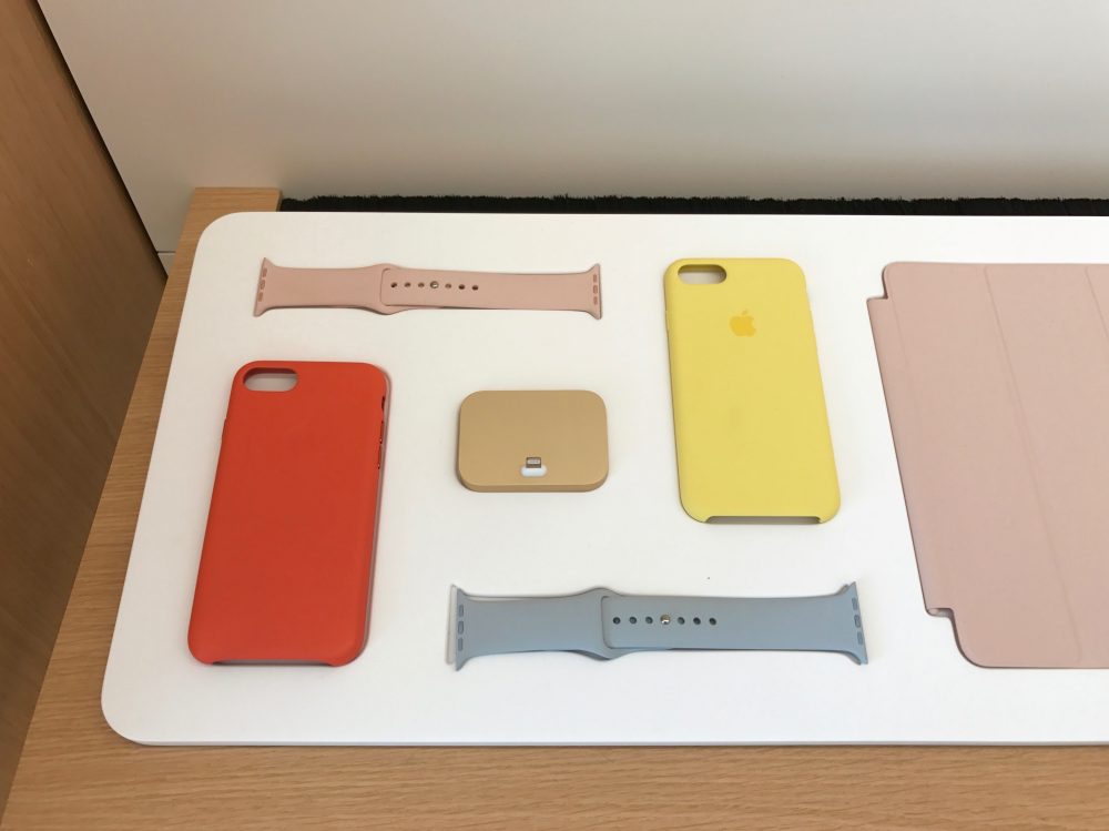 A look inside Apple's new Madison store in the Hilldale Shopping Center