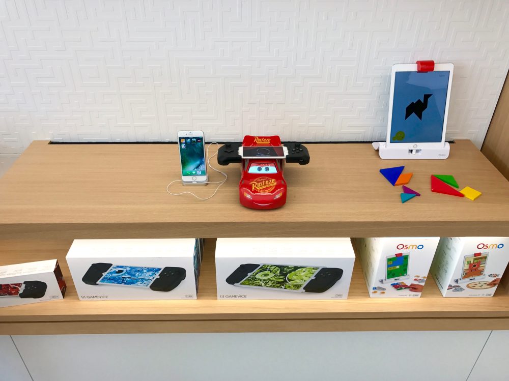 A look inside Apple's new Madison store in the Hilldale Shopping Center