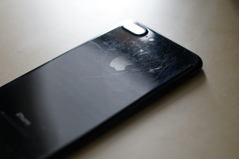 Aparecen imágenes de un prototipo del iPhone X que podría haberse lanzado  en color Jet Black