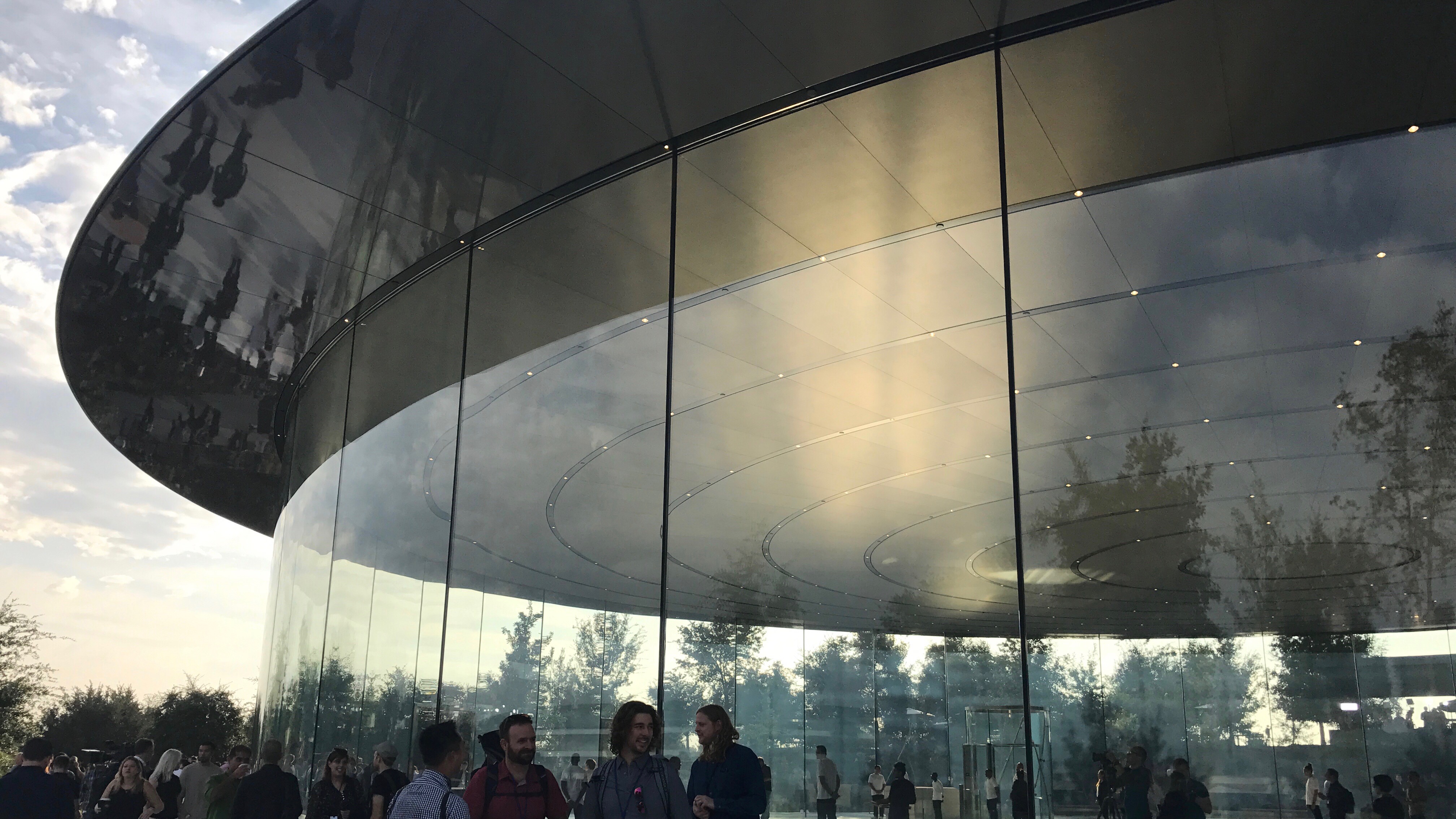 Inside Apple Park + Steve Jobs Theater on iPhone X event day