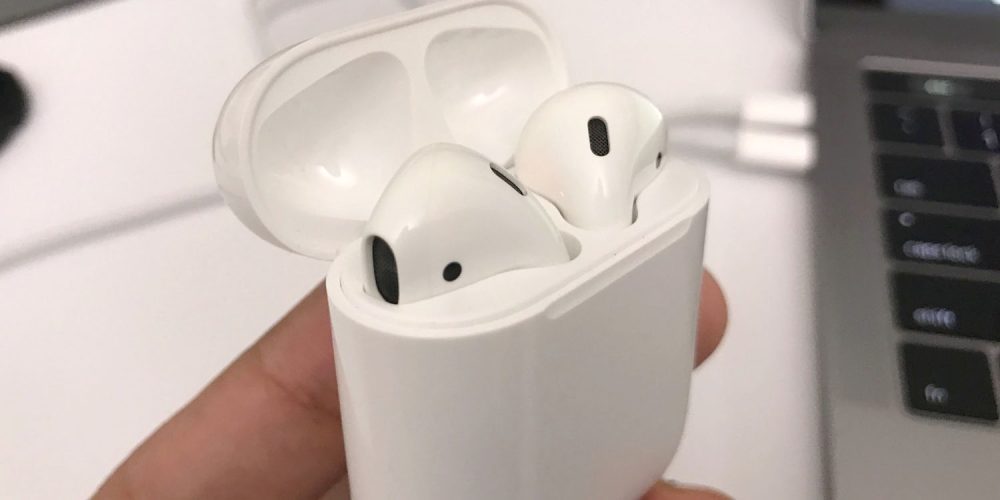 Comment: A year later, AirPods remain basically unrivaled as the best ...